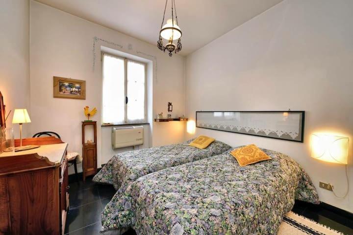 Mansarda A Finalborgo - Fascino E Tradizione Lejlighed Finale Ligure Eksteriør billede
